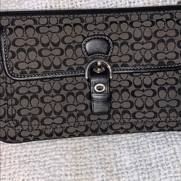 Wristlet - Picture 4 of 6